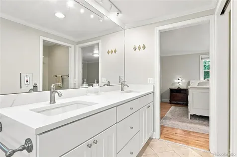 6838 S Elizabeth Street Centennial CO 80122