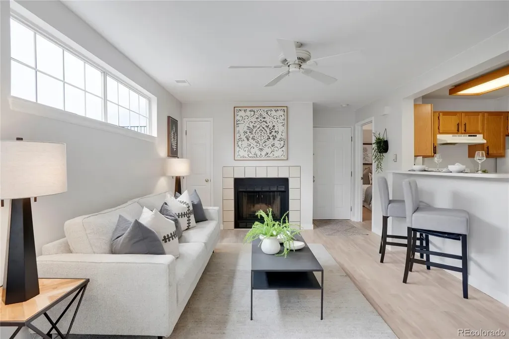 6702 S Ivy Way Centennial CO 80112