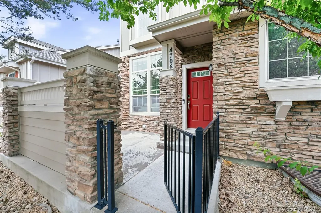 4706 Raven Run Broomfield CO 80023