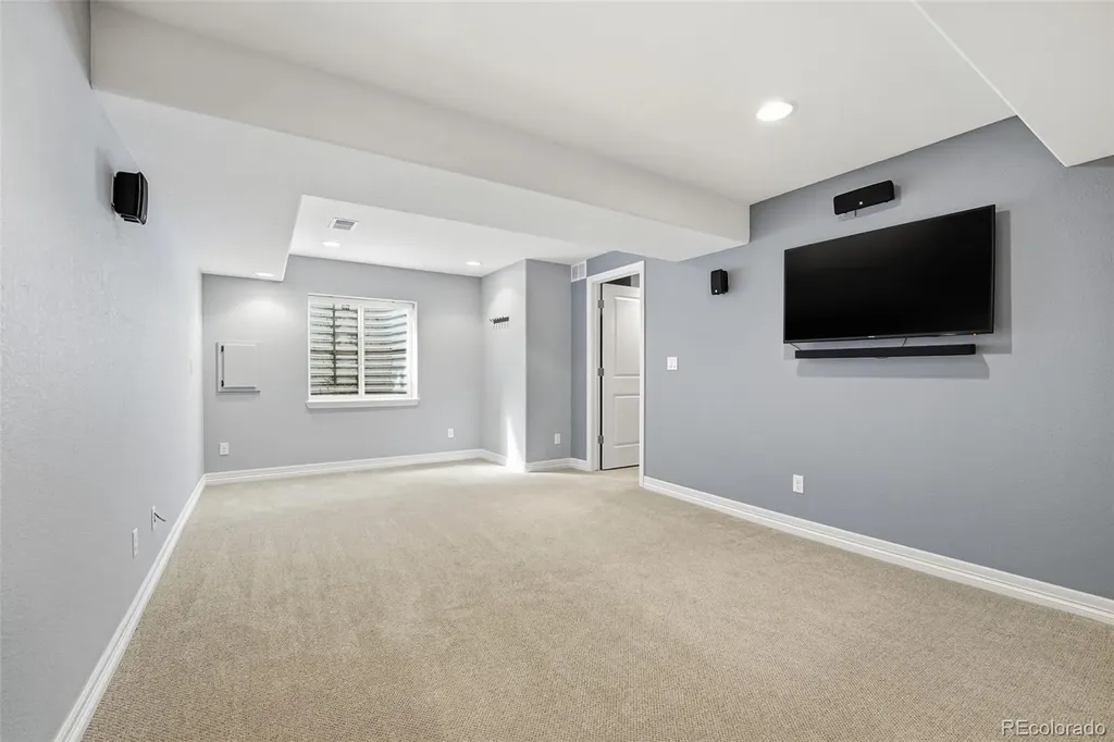 4706 Raven Run Broomfield CO 80023
