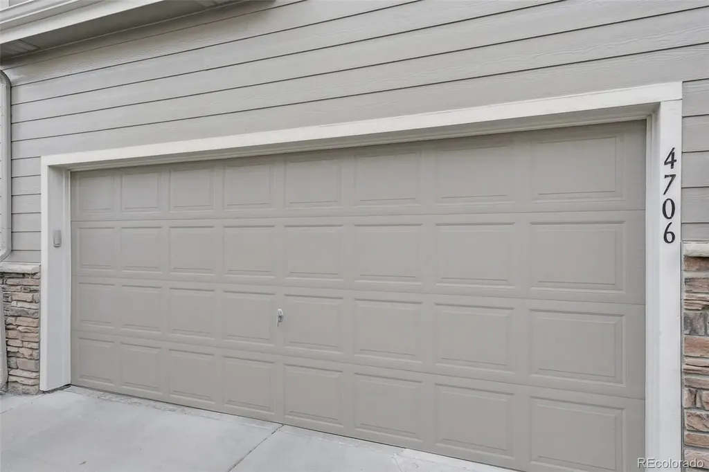 4706 Raven Run Broomfield CO 80023