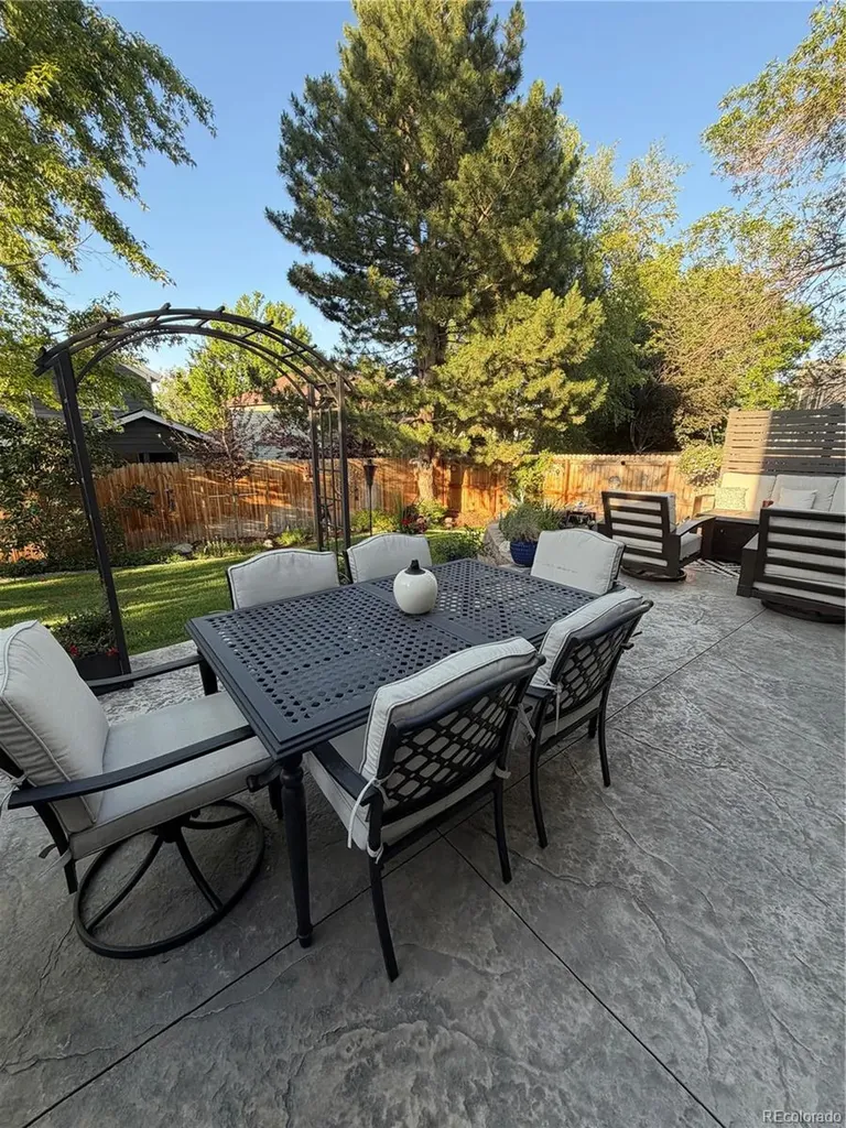 9487 W Vandeventor Drive Littleton CO 80128