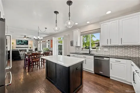 9487 W Vandeventor Drive Littleton CO 80128