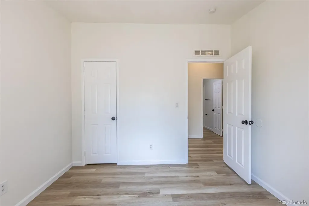 5470 Magnolia Street Commerce City CO 80022