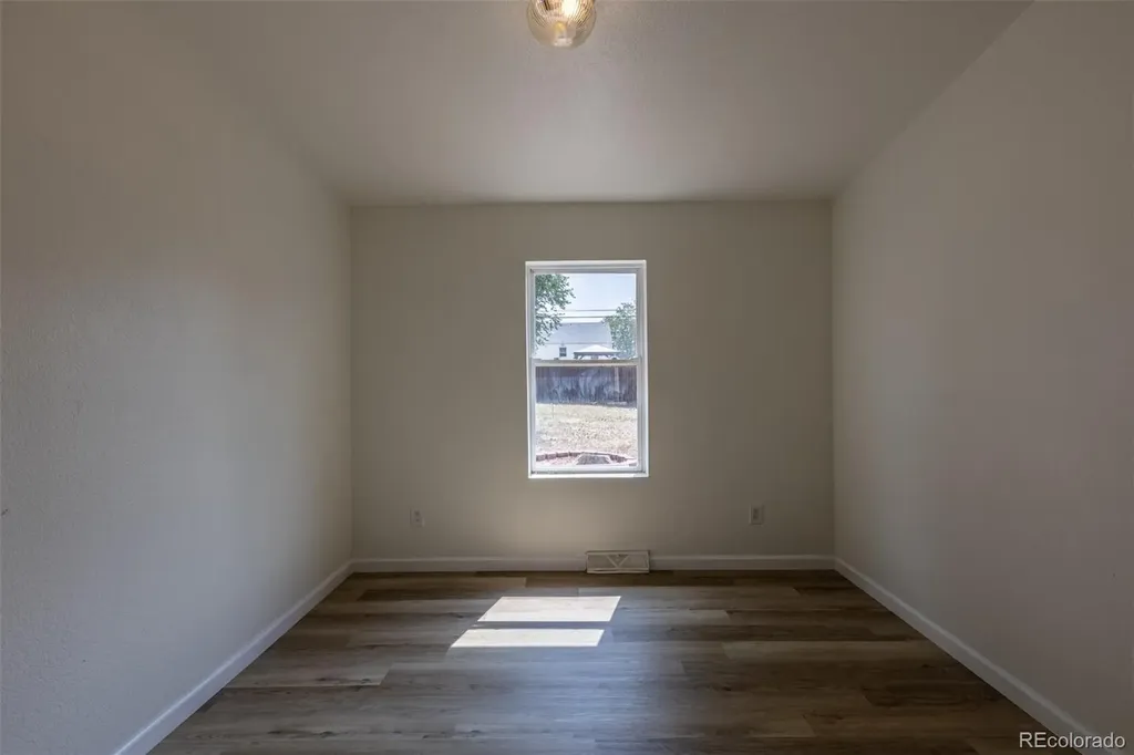 5470 Magnolia Street Commerce City CO 80022