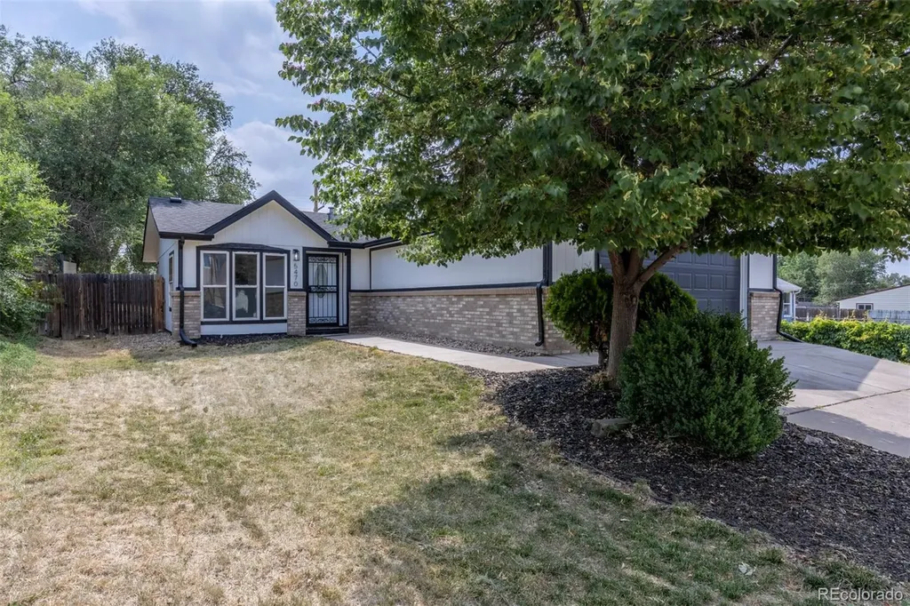 5470 Magnolia Street Commerce City CO 80022