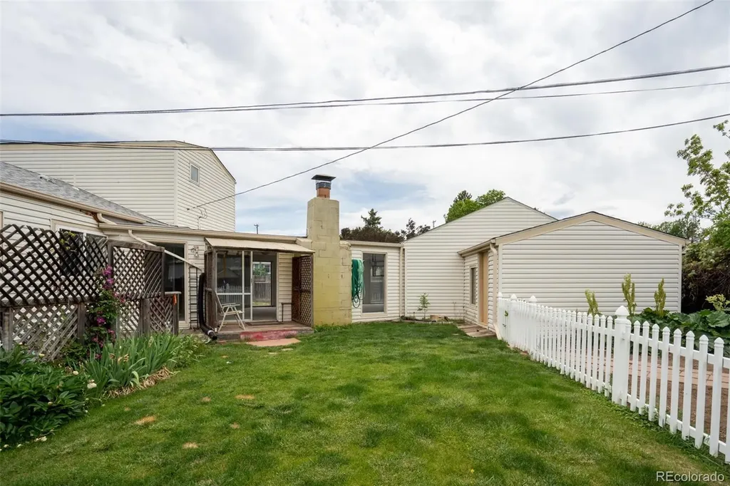 2793 S Knox Court Denver CO 80236