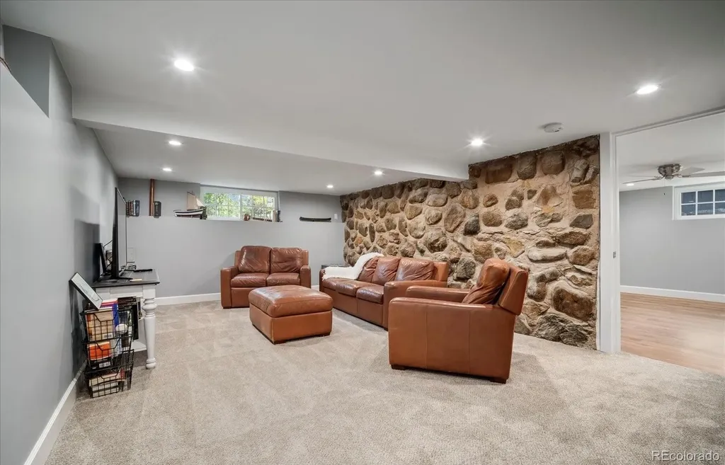 5725 W Mississippi Avenue Lakewood CO 80226