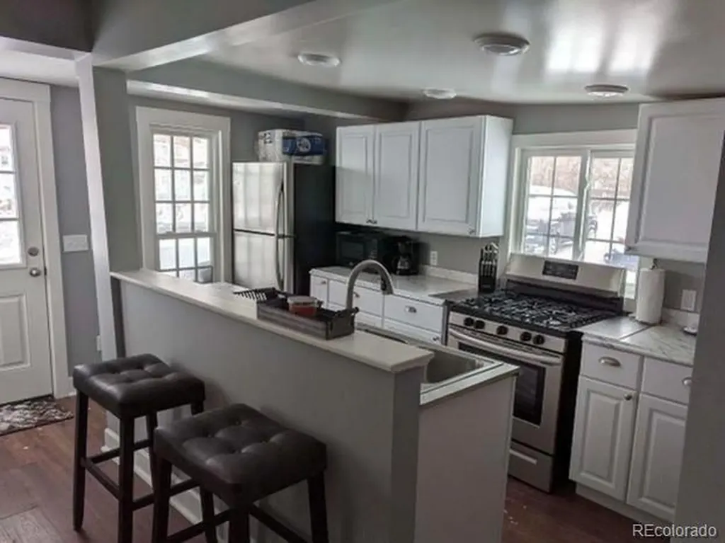 5725 W Mississippi Avenue Lakewood CO 80226