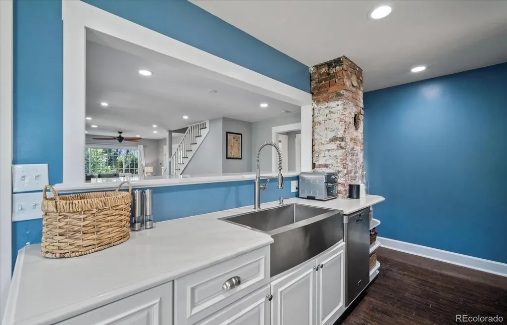 5725 W Mississippi Avenue Lakewood CO 80226