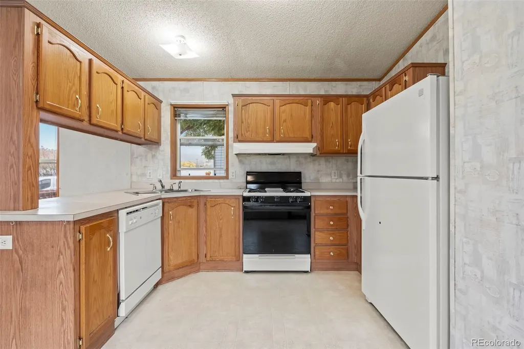 75 W 4th Avenue Golden CO 80401