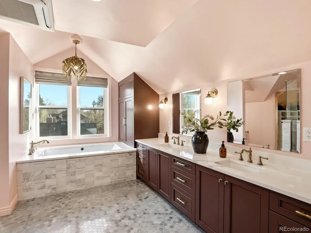 935 Monaco Parkway Denver CO 80220