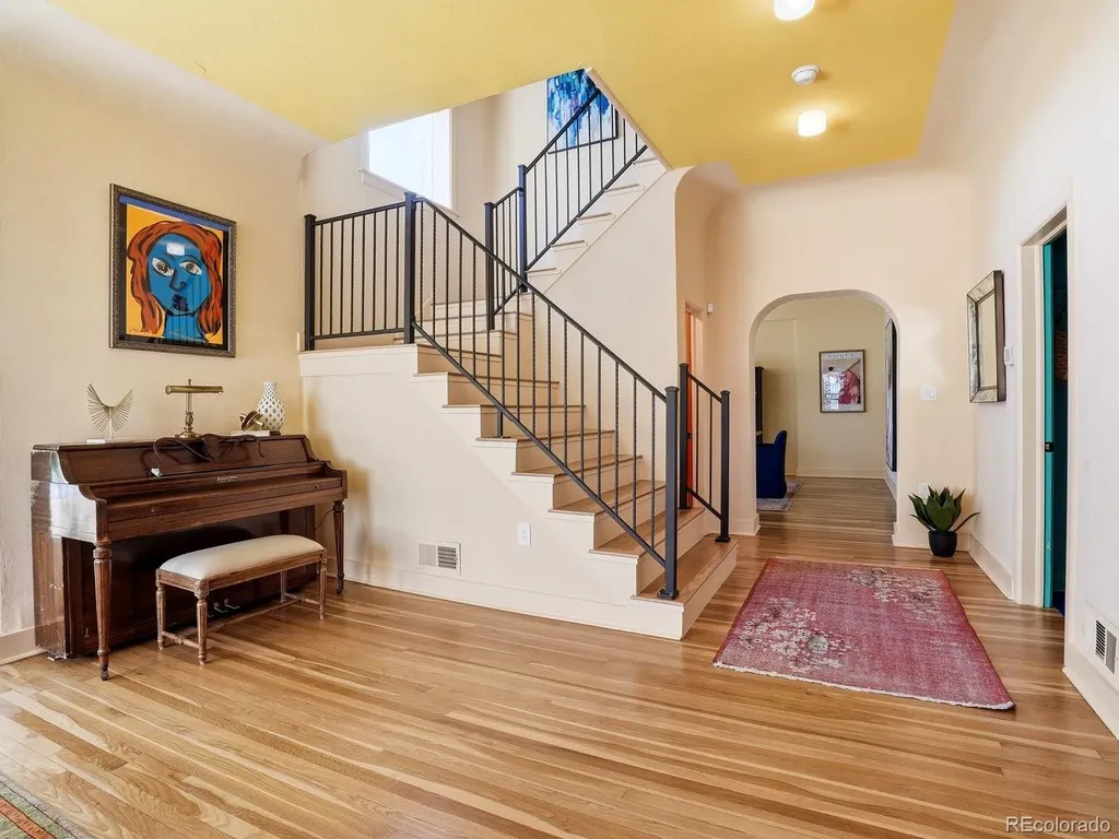 935 Monaco Parkway Denver CO 80220