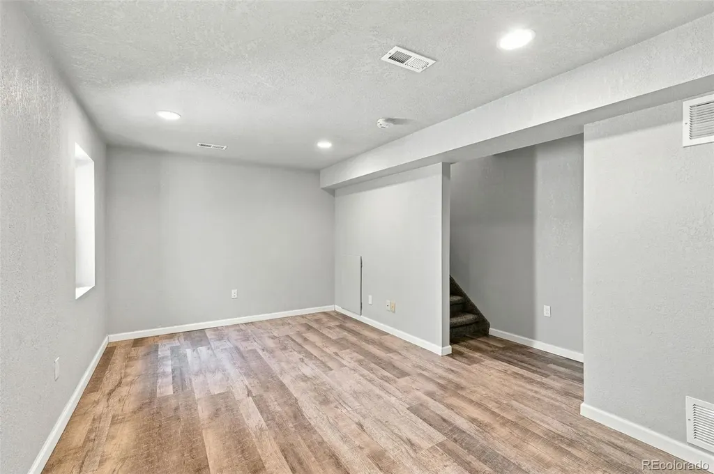 8312 S Upham Way Littleton CO 80128