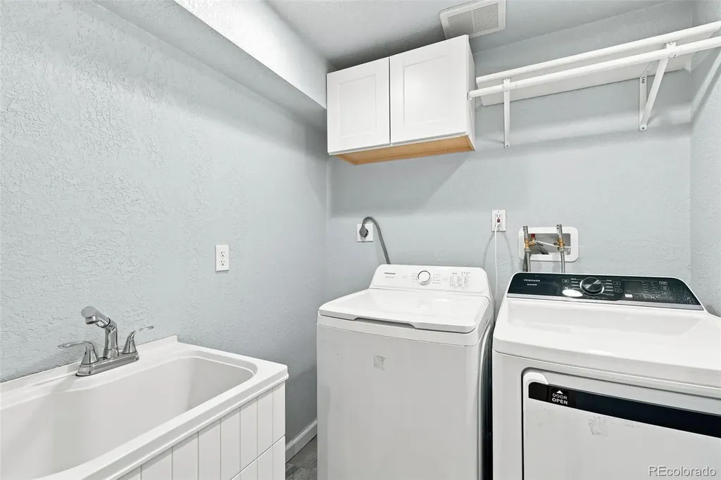8312 S Upham Way Littleton CO 80128