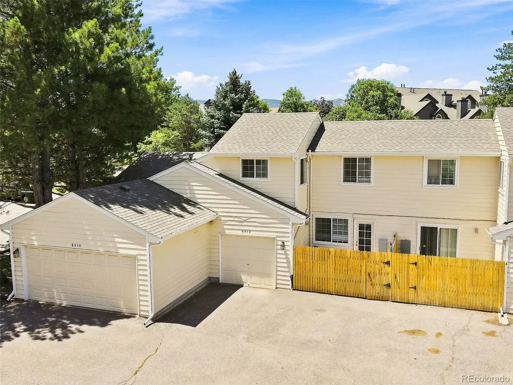 8312 S Upham Way Littleton CO 80128