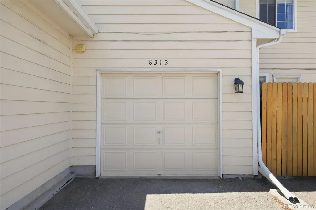 8312 S Upham Way Littleton CO 80128