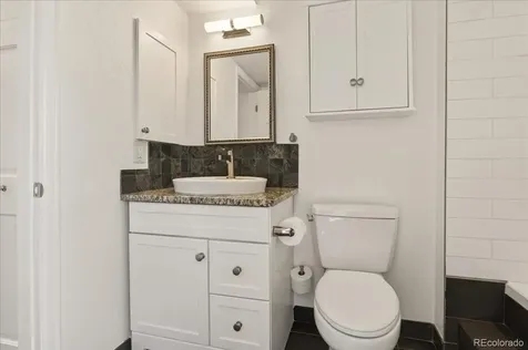 826 S Vance Street Lakewood CO 80226