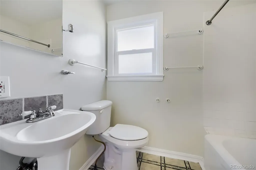 4907 Sherman Street Denver CO 80216