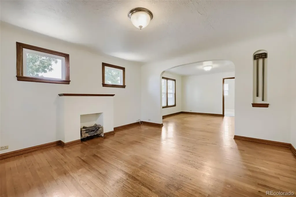 4907 Sherman Street Denver CO 80216