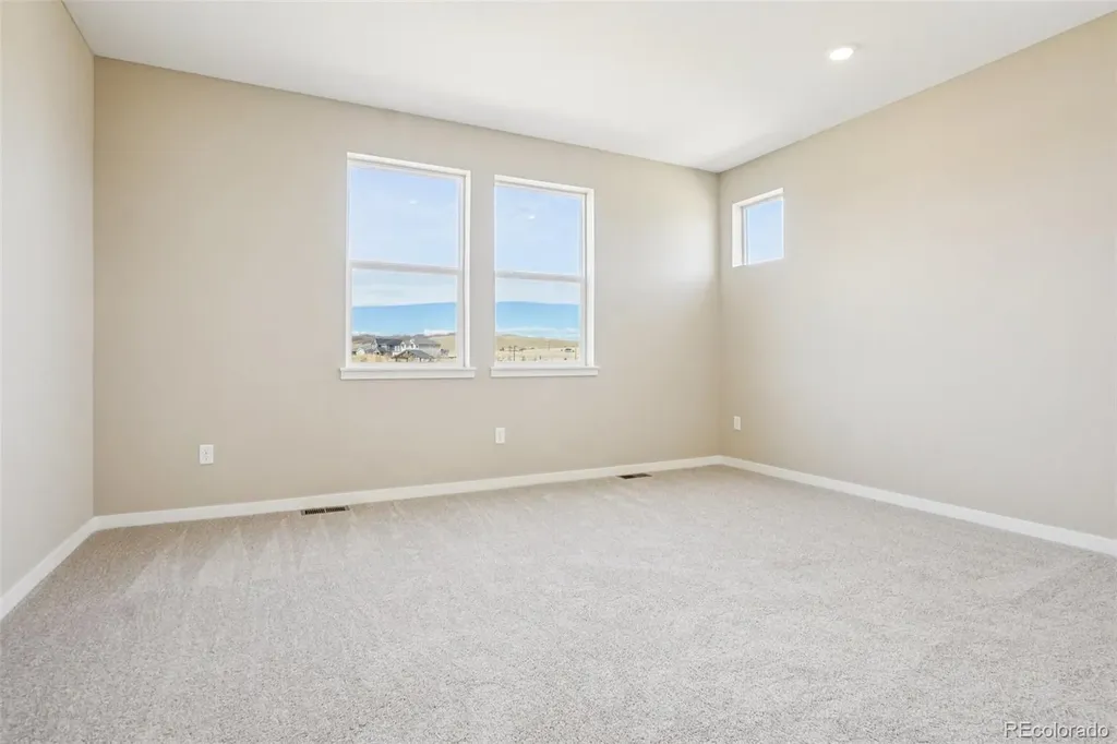 13817 Daffodil Way Parker CO 80134