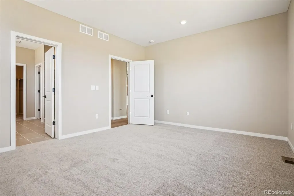 13817 Daffodil Way Parker CO 80134