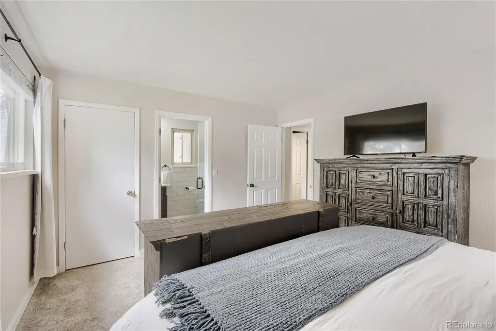 8102 S Carr Court Littleton CO 80128