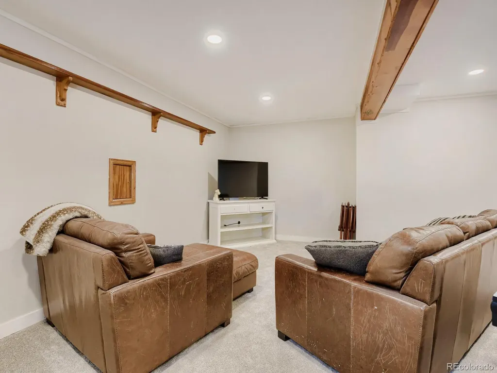 8102 S Carr Court Littleton CO 80128