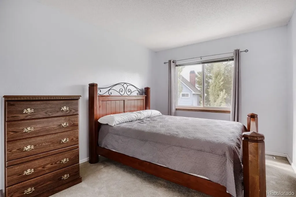 18555 E Saratoga Place Aurora CO 80015