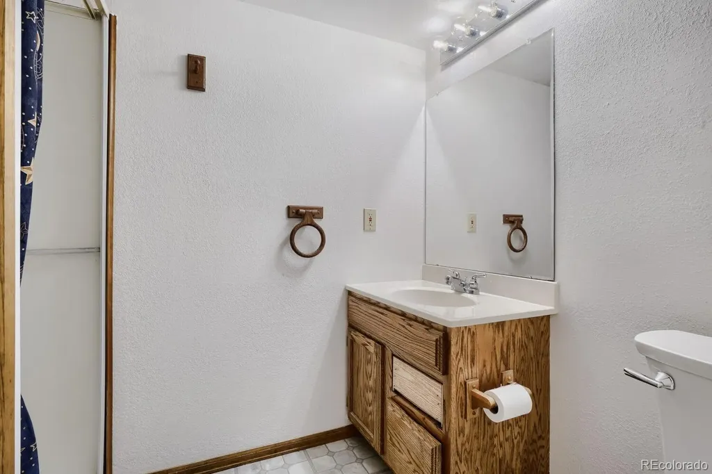 18555 E Saratoga Place Aurora CO 80015
