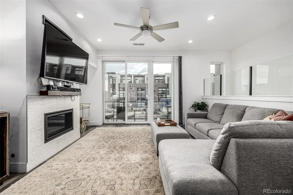 6820 E Lowry Boulevard Denver CO 80230