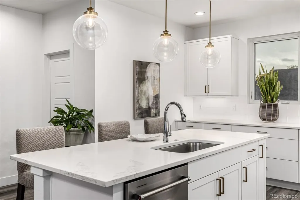 6820 E Lowry Boulevard Denver CO 80230
