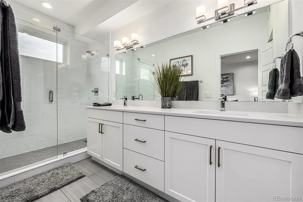 6820 E Lowry Boulevard Denver CO 80230