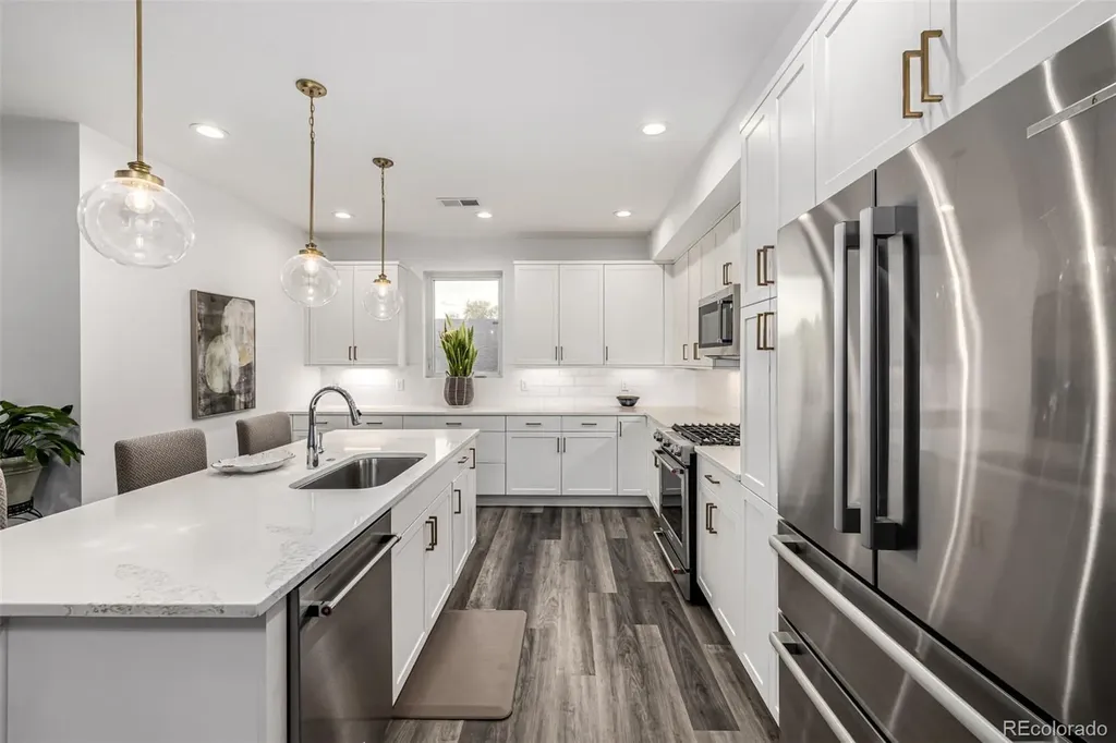 6820 E Lowry Boulevard Denver CO 80230