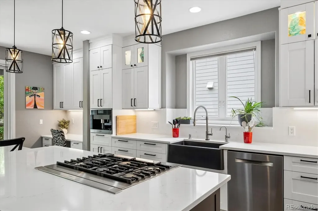 6250 W Crestline Avenue Littleton CO 80123
