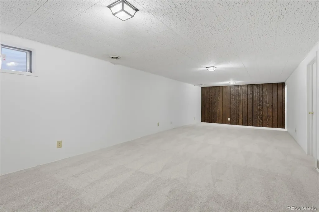 362 Empire Street Aurora CO 80010