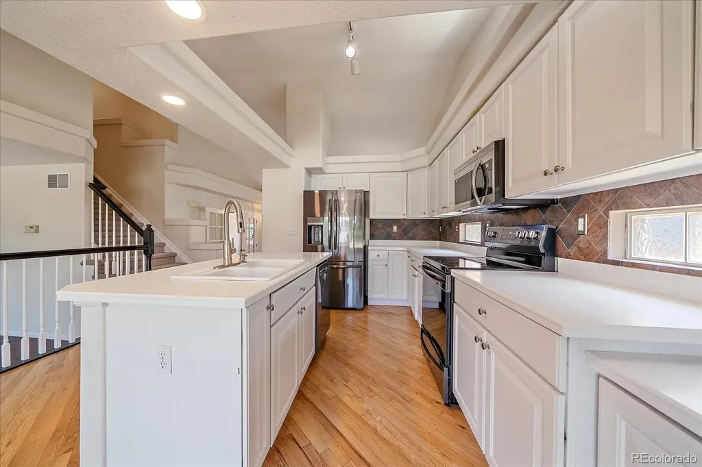 4542 Melbourne Way Littleton CO 80130