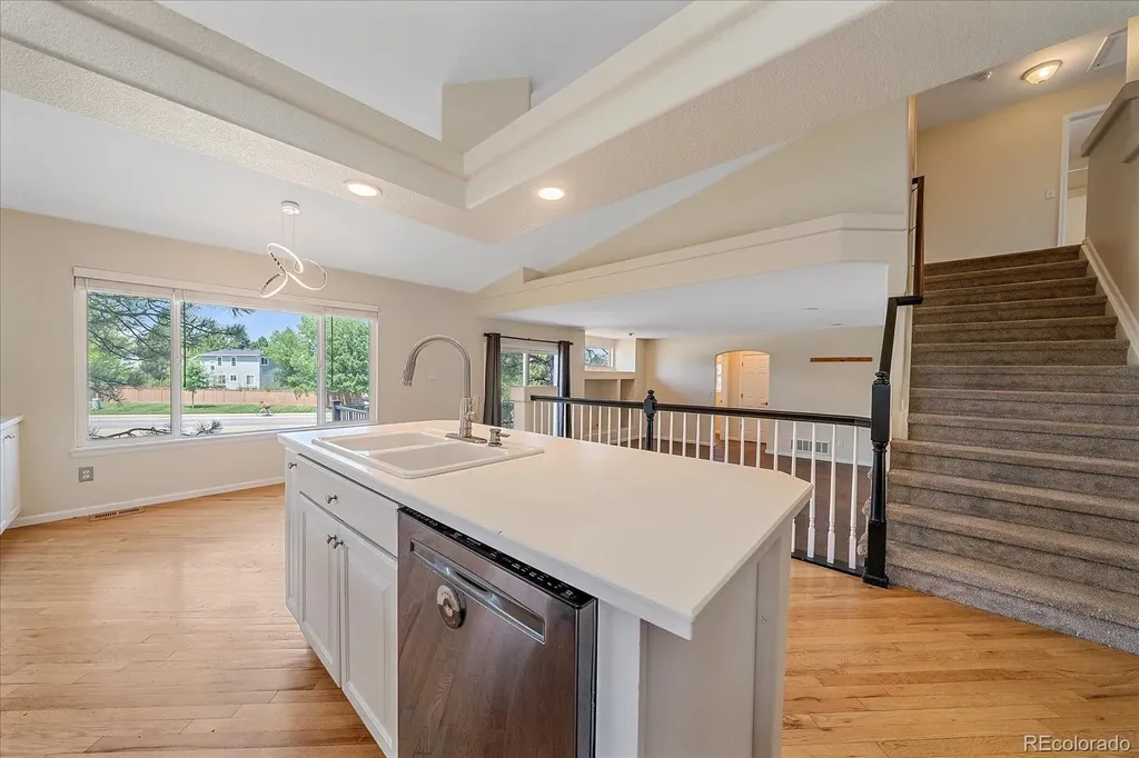 4542 Melbourne Way Littleton CO 80130