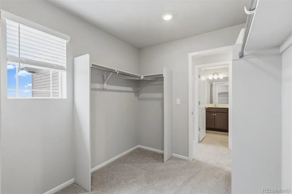 5496 N Elk Street Aurora CO 80019