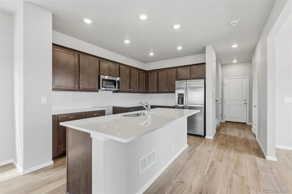 5496 N Elk Street Aurora CO 80019