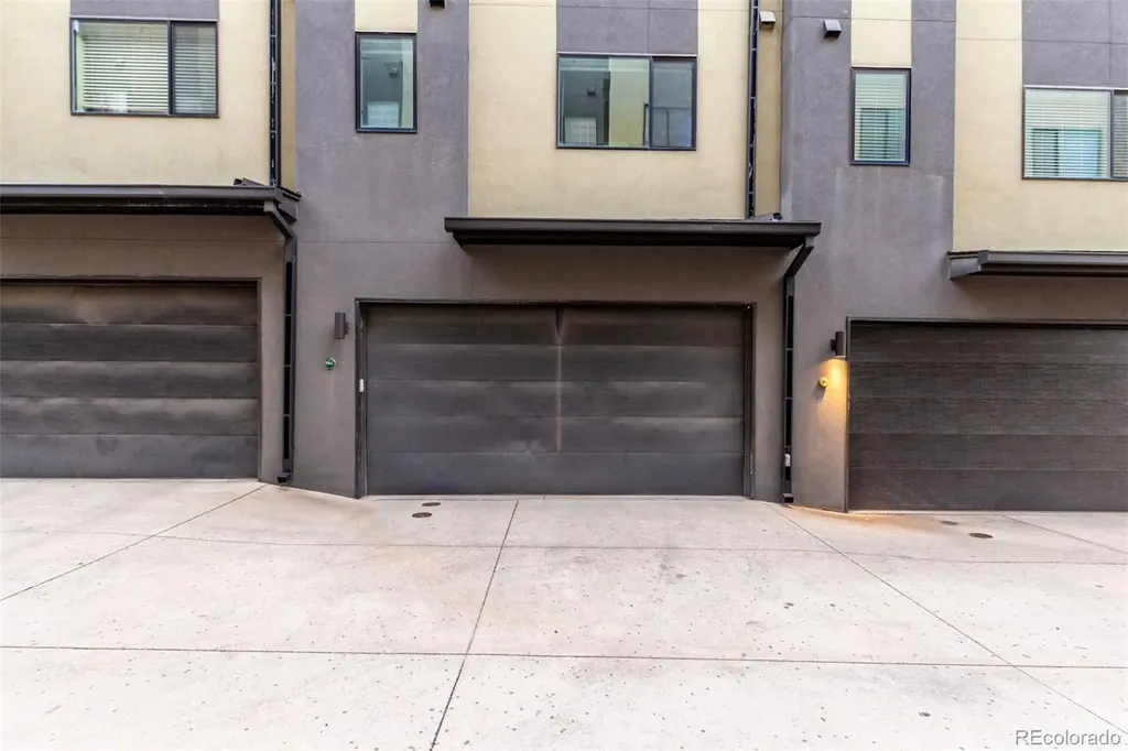 2347 Glenarm Place Denver CO 80205