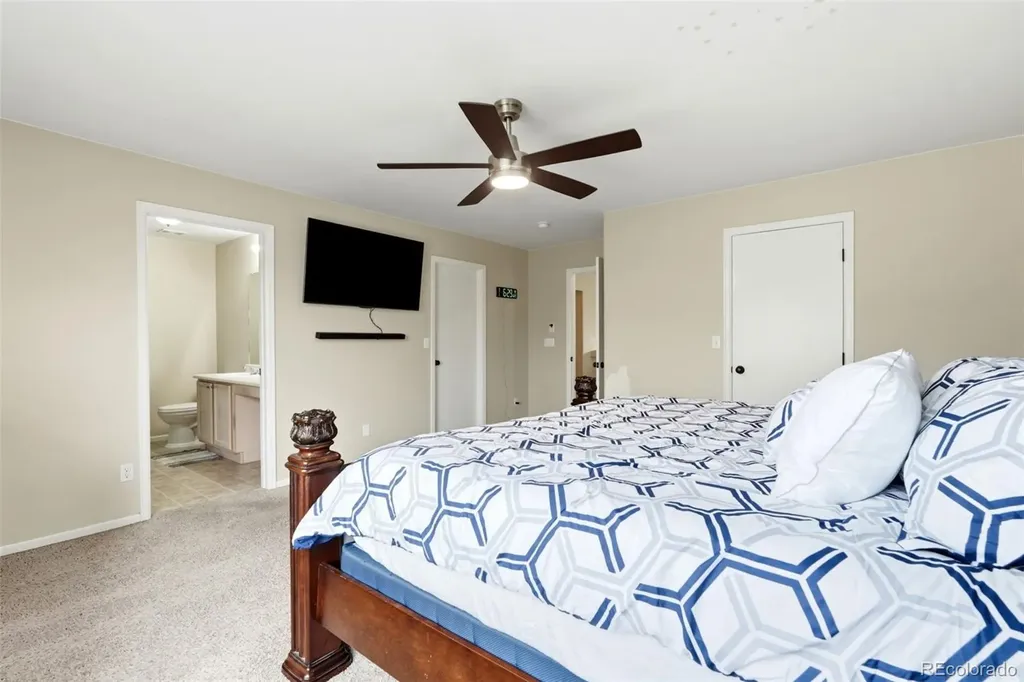 21611 E 54th Place Denver CO 80249