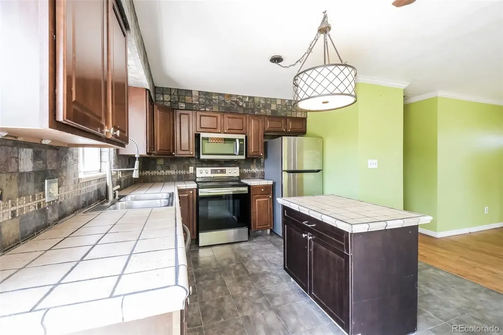 3400 Mowry Place Westminster CO 80031