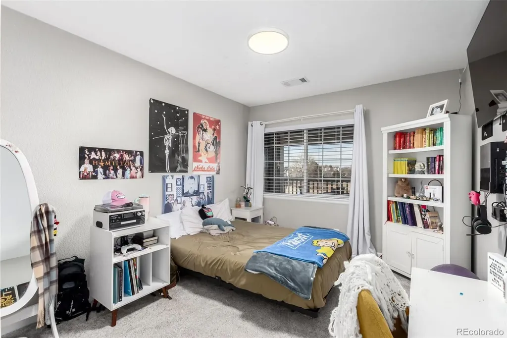4211 S Blackhawk Circle Aurora CO 80014