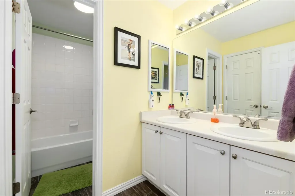 9798 Sylvestor Road Highlands Ranch CO 80129