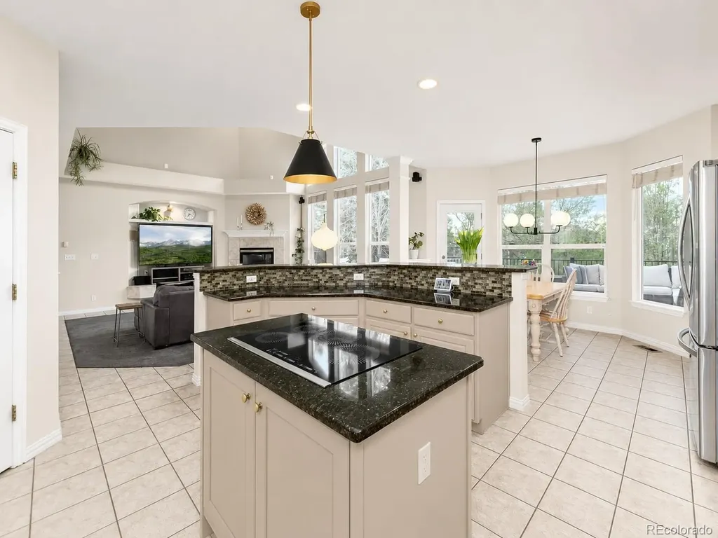 9798 Sylvestor Road Highlands Ranch CO 80129