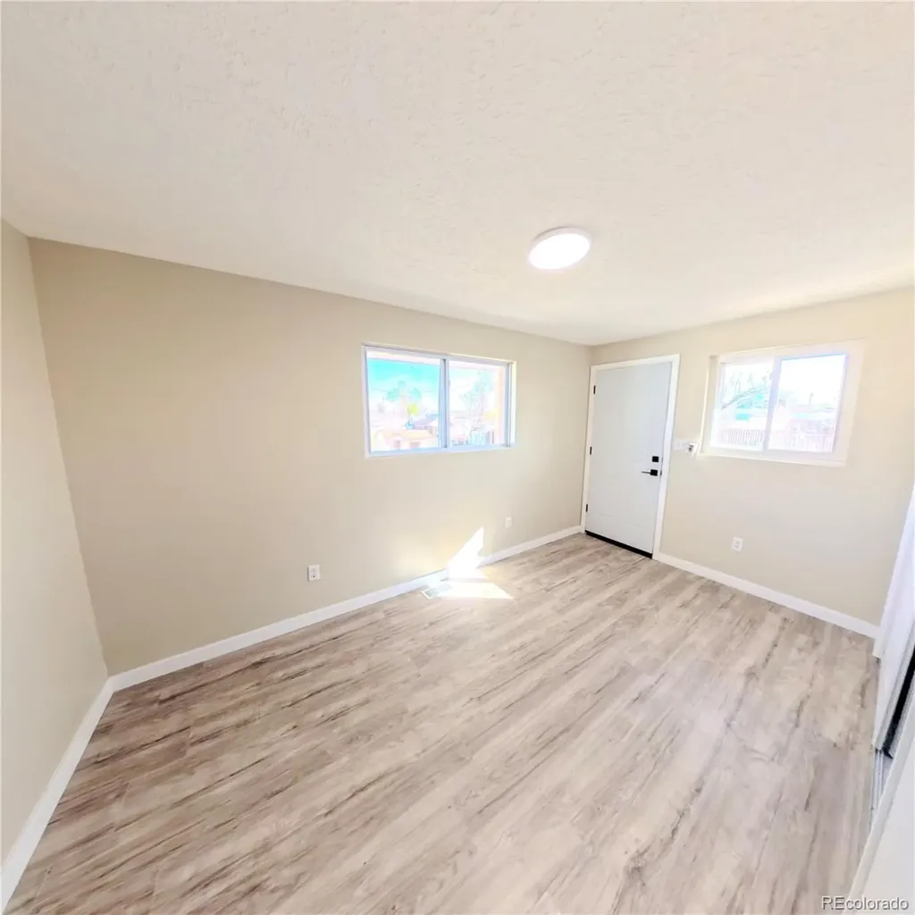 432 3rd Avenue Deer Trail CO 80105