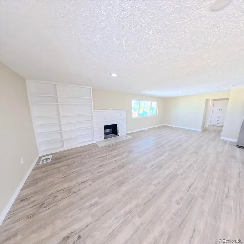 432 3rd Avenue Deer Trail CO 80105
