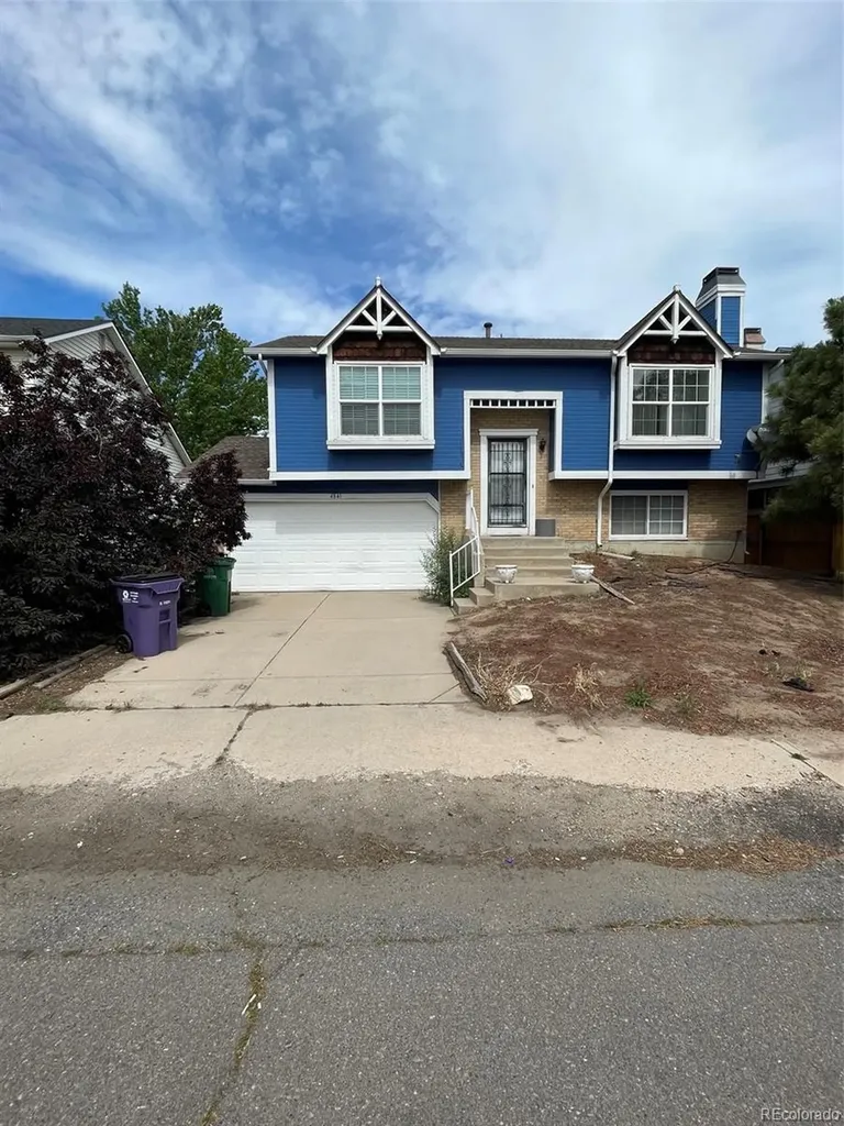 4841 Carson Street Denver CO 80239