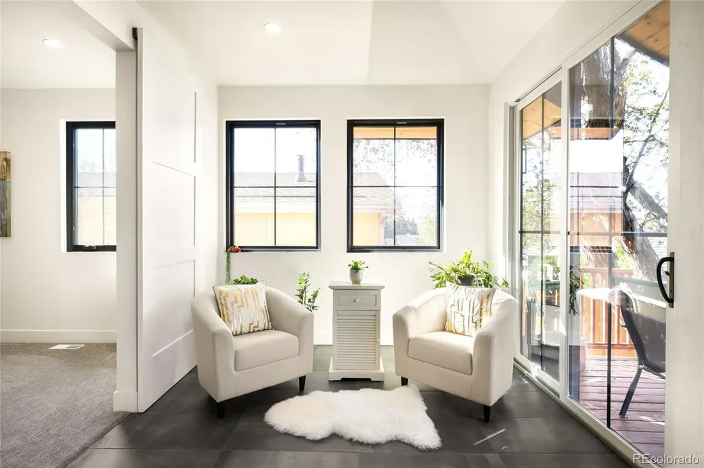 1675 S Steele Street Denver CO 80210